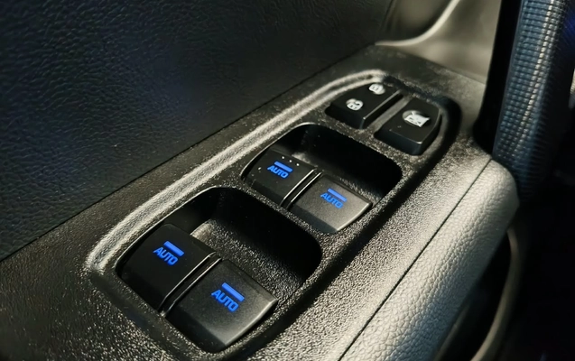 imagem-https://www.socarrao.com.br/sc-vehicle-images-prod/4345027/1791914612596-003_388f0f4c4c47df26e5e23fbbe681a018.jpg
