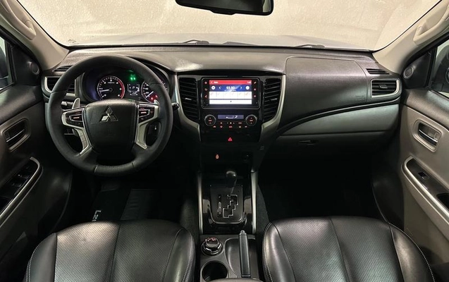 imagem-https://www.socarrao.com.br/sc-vehicle-images-prod/4345029/1791914620087-8236959_13_B_fc92fc22fe.jpeg