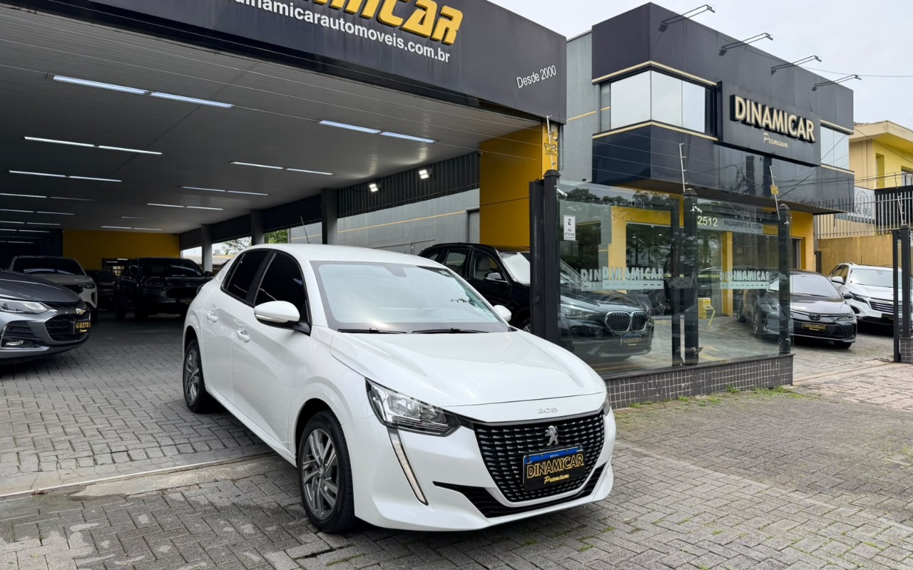 Peugeot 208 2022 Branco — foto 1 de 3