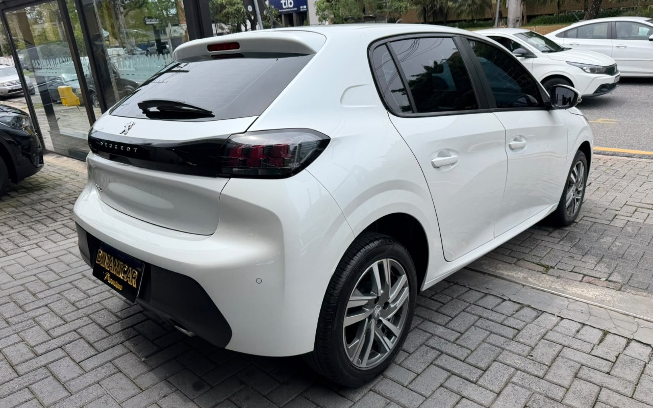 imagem-https://www.socarrao.com.br/sc-vehicle-images-prod/4345113/1791915333467-My5qcGVn.jpeg
