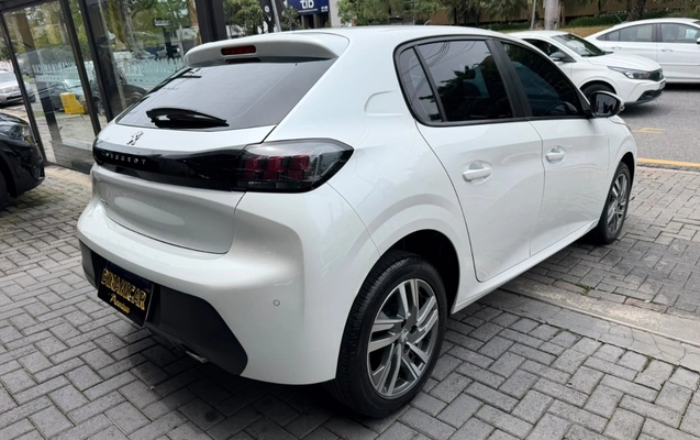 imagem-https://www.socarrao.com.br/sc-vehicle-images-prod/4345113/1791915333467-My5qcGVn.jpeg