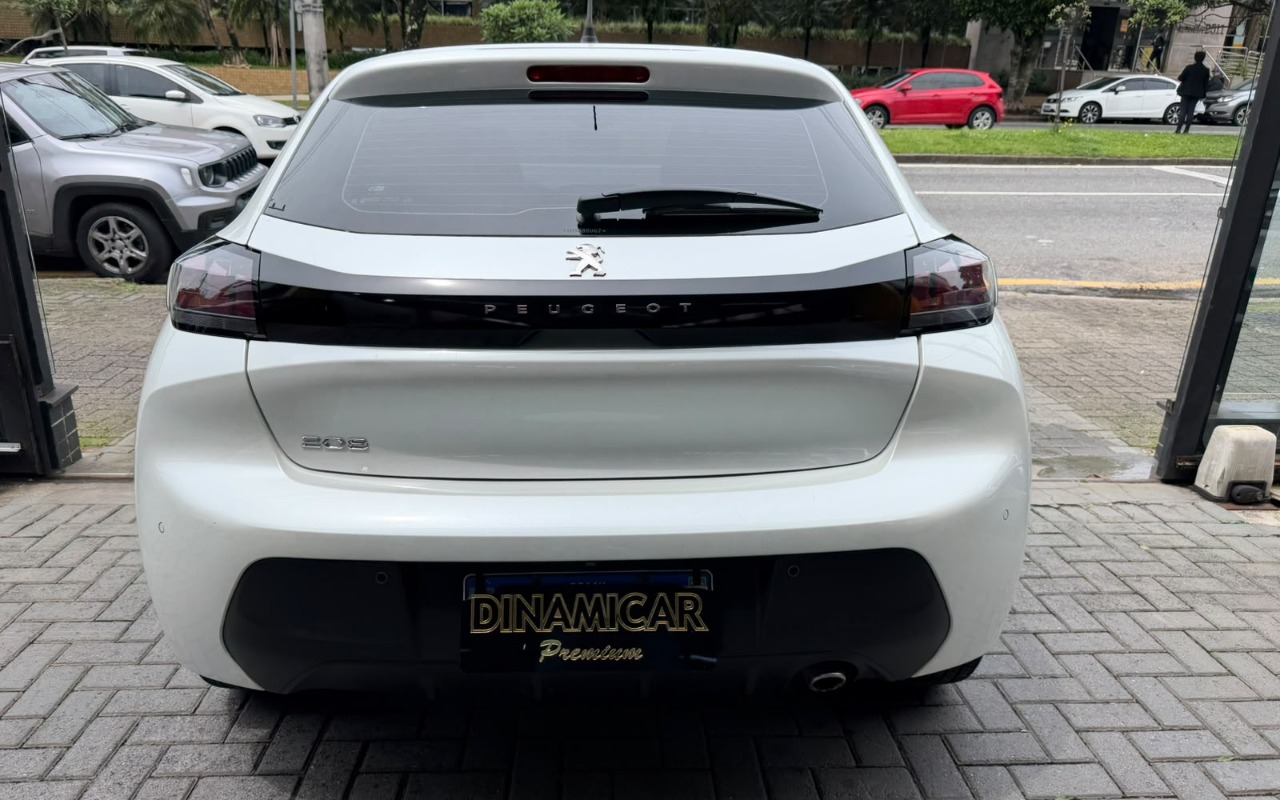 imagem-https://www.socarrao.com.br/sc-vehicle-images-prod/4345113/1791915333676-NC5qcGVn.jpeg