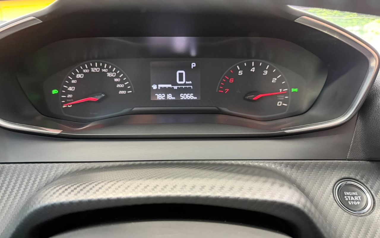 imagem-https://www.socarrao.com.br/sc-vehicle-images-prod/4345113/1791915334929-MTkuanBlZw.jpeg