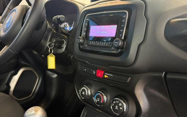 imagem-https://www.socarrao.com.br/sc-vehicle-images-prod/4345138/1791916165068-8424365_16_B_ff67ac0a40.jpeg