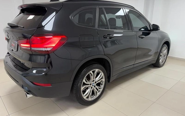 imagem-https://www.socarrao.com.br/sc-vehicle-images-prod/4345206/1792502671004-8566388_6_B_f99798a082.jpeg