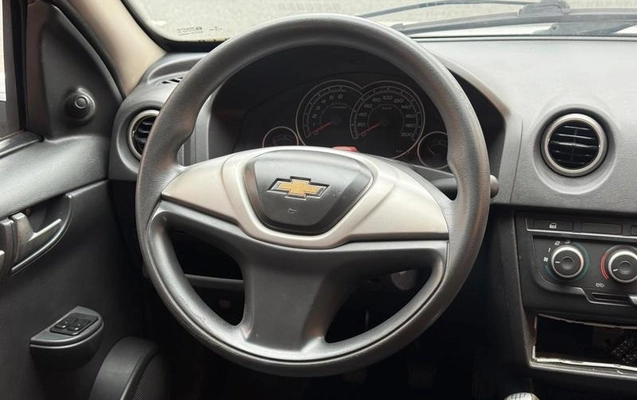 imagem-https://www.socarrao.com.br/sc-vehicle-images-prod/4345260/1791916460914-736063588