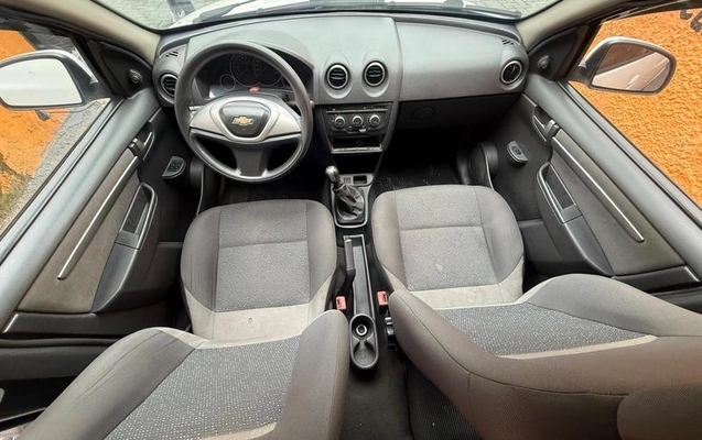 imagem-https://www.socarrao.com.br/sc-vehicle-images-prod/4345260/1791916460918-736063631