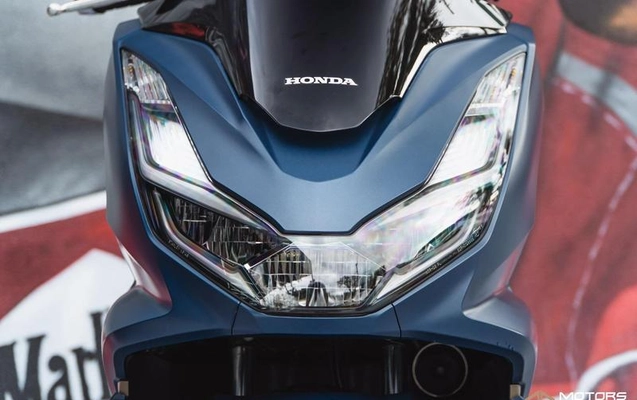 imagem-https://www.socarrao.com.br/sc-vehicle-images-prod/4345304/1791916732371-8550133_13_B_e97d2604df.jpeg