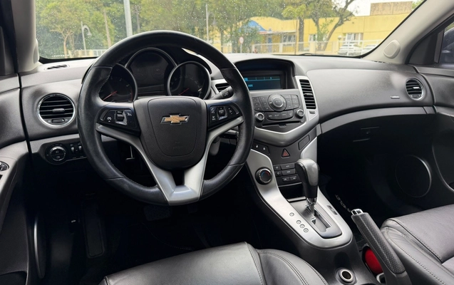 imagem-https://www.socarrao.com.br/sc-vehicle-images-prod/4345313/1791916851982-1_120647.jpg