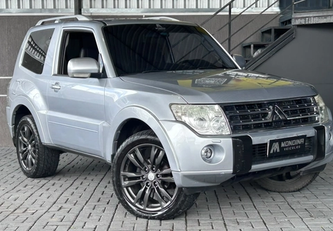 Mitsubishi Pajero Full 2011 Prata — foto 1 de 3