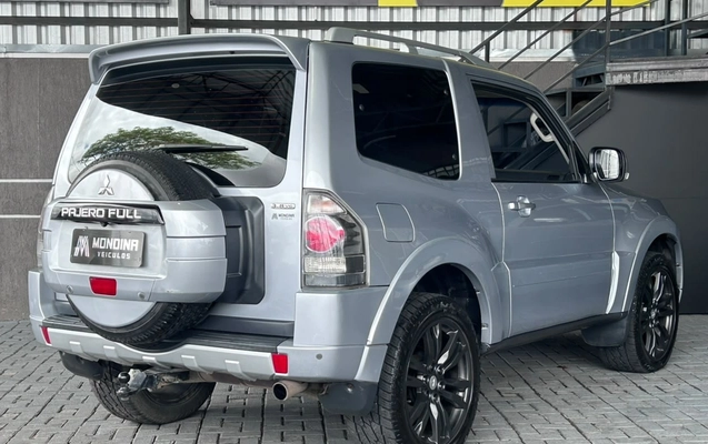 imagem-https://www.socarrao.com.br/sc-vehicle-images-prod/4345349/1792079757923-V2hhdHNBcHAgSW1hZ2UgMjAyNi0xMC0xNSBhdCAxMi40NC4yMS5qcGVn.jpeg