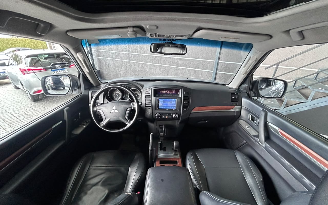 imagem-https://www.socarrao.com.br/sc-vehicle-images-prod/4345349/1792079758152-V2hhdHNBcHAgSW1hZ2UgMjAyNi0xMC0xNSBhdCAxMi40NC4yNC5qcGVn.jpeg