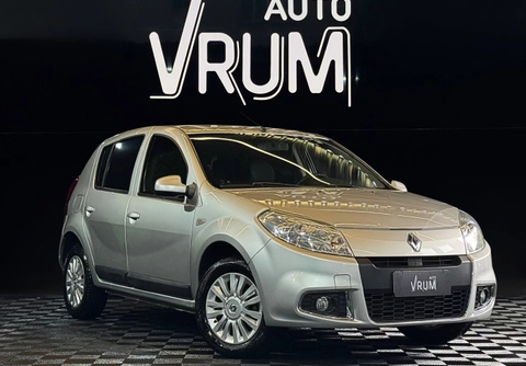 Renault Sandero 2012 Prata — foto 1 de 3