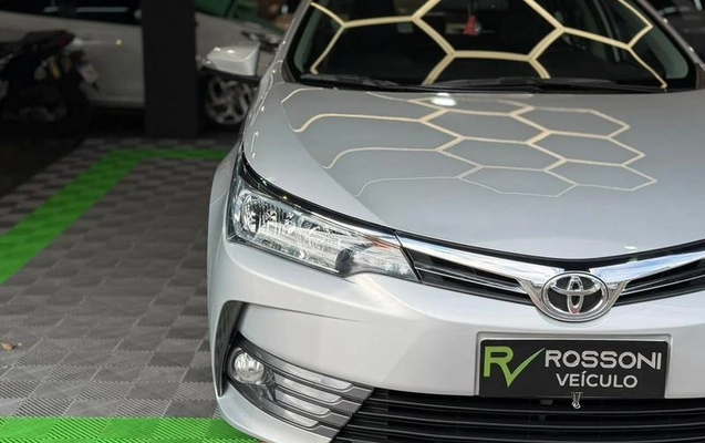 imagem-https://www.socarrao.com.br/sc-vehicle-images-prod/4345374/1792093058539-8566557_1_B_92ce0d30e9.jpeg