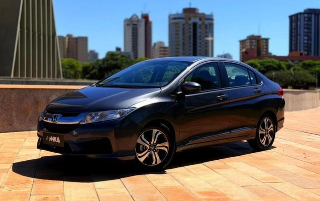 imagem-https://www.socarrao.com.br/sc-vehicle-images-prod/4345442/1791917861223-8397249_0_B_58c0fc8d76.jpeg