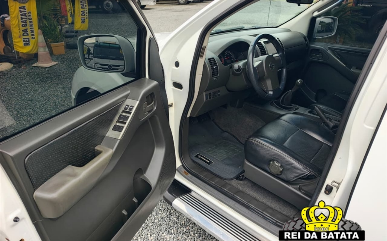 imagem-https://www.socarrao.com.br/sc-vehicle-images-prod/4345469/1791918220274-Ni5qcGc.jpg