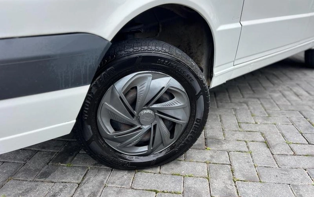 imagem-https://www.socarrao.com.br/sc-vehicle-images-prod/4345534/1791918581355-8561057_4_B_f94e19e01e.jpeg