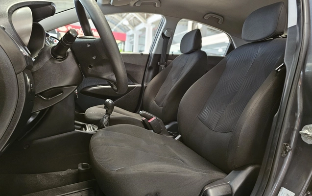 imagem-https://www.socarrao.com.br/sc-vehicle-images-prod/4345540/1791918636018-1_035317.jpg