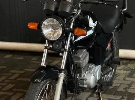 Honda CG 125 FAN / FAN KS / 125 i FAN 2011 Preto — foto 1 de 3