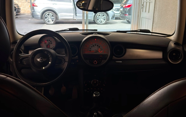 imagem-https://www.socarrao.com.br/sc-vehicle-images-prod/4345593/1791919141577-gb-8c73fbd.jpeg