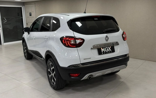 imagem-https://www.socarrao.com.br/sc-vehicle-images-prod/4345608/1791919166955-gb-ced0e4e.jpeg