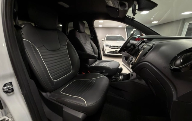 imagem-https://www.socarrao.com.br/sc-vehicle-images-prod/4345608/1791919166962-gb-9e4ae56.jpeg