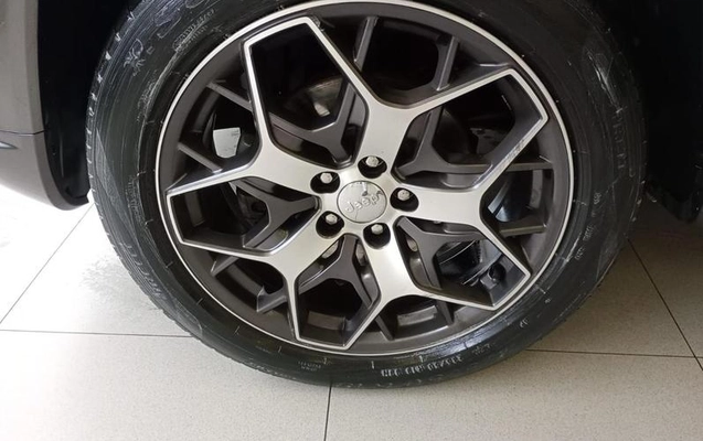 imagem-https://www.socarrao.com.br/sc-vehicle-images-prod/4345691/1791919705180-8566858_1_B_955f613e51.jpeg