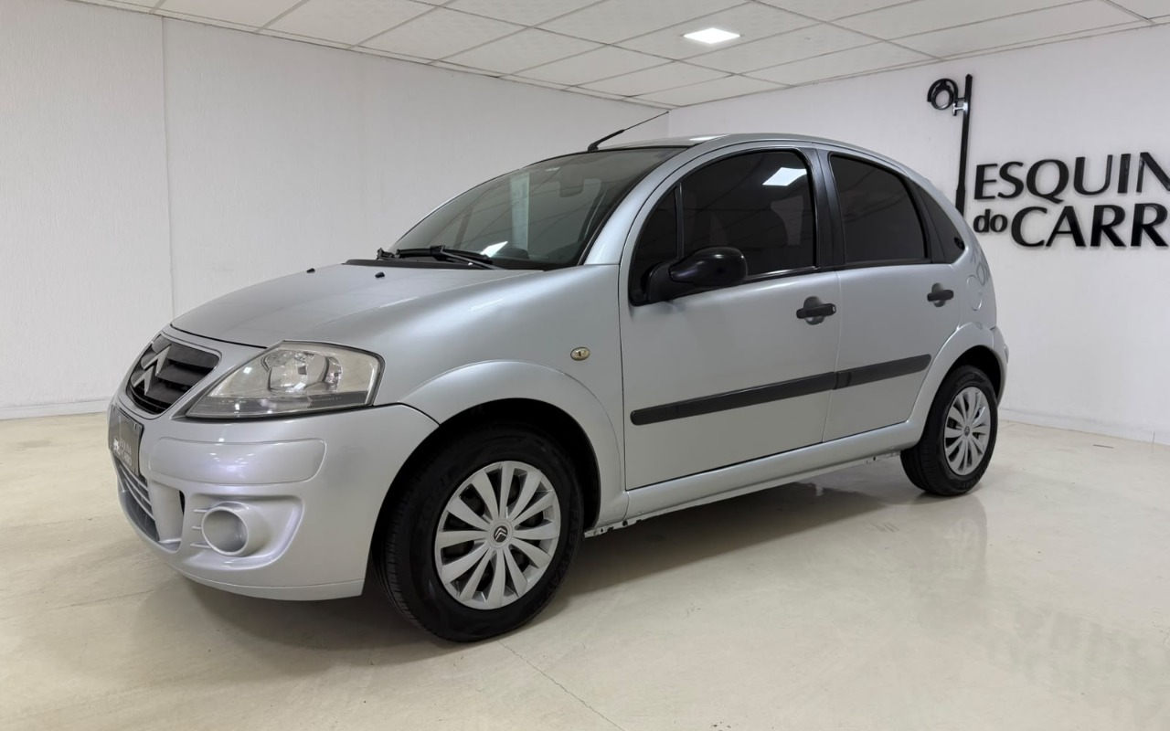 Citroën C3 2010 Prata — foto 1 de 3