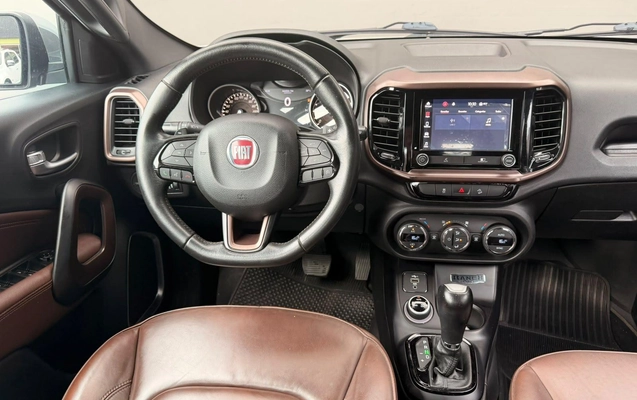 imagem-https://www.socarrao.com.br/sc-vehicle-images-prod/4345694/1792087168558-ddff2f7b031e4451b1904f944620090d_1791919773066.jpg