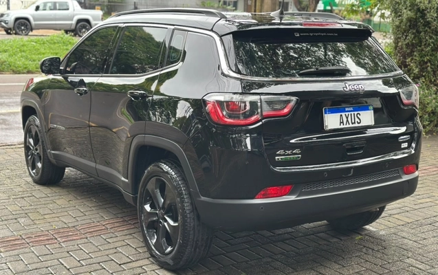 imagem-https://www.socarrao.com.br/sc-vehicle-images-prod/4345715/1791919918950-3_043131.jpg
