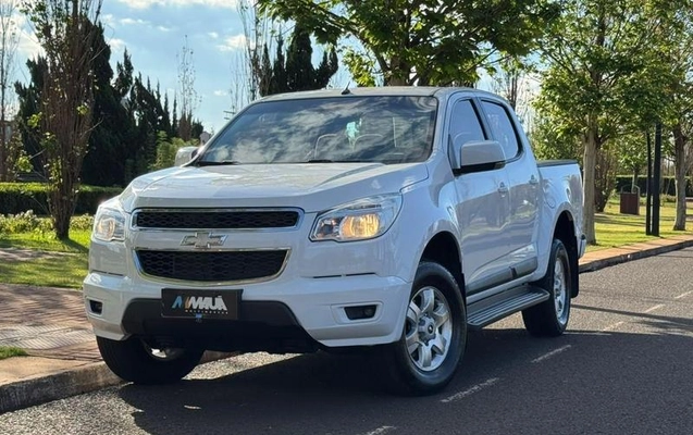 imagem-https://www.socarrao.com.br/sc-vehicle-images-prod/4345807/1791920261307-8472693_1_B_e07fe50b12.jpeg