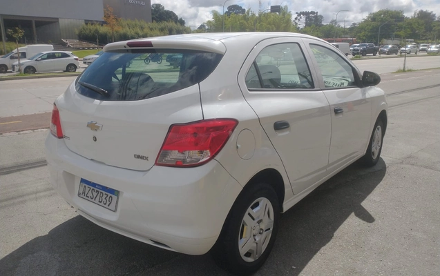 imagem-https://www.socarrao.com.br/sc-vehicle-images-prod/4345813/1791920323560-4e103762-ff41-4ad3-a4cf-21ecf68ef187.jpg