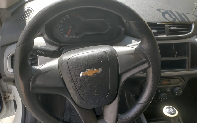 imagem-https://www.socarrao.com.br/sc-vehicle-images-prod/4345813/1791920323566-65fdad15-ab5e-469b-a50c-5231107e7470.jpg