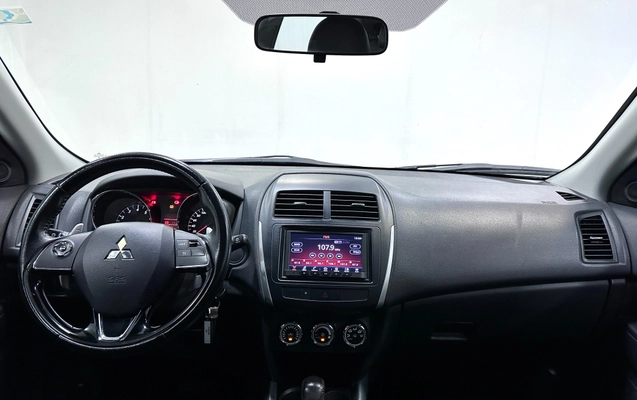 imagem-https://www.socarrao.com.br/sc-vehicle-images-prod/4345823/1791920385465-d4639a18-8305-40c4-a86a-ea78a201c63a.jpg