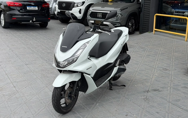 imagem-https://www.socarrao.com.br/sc-vehicle-images-prod/4345841/1791920668285-003_0a7ca1dbe624455ec53bbf419cb167f3.jpeg