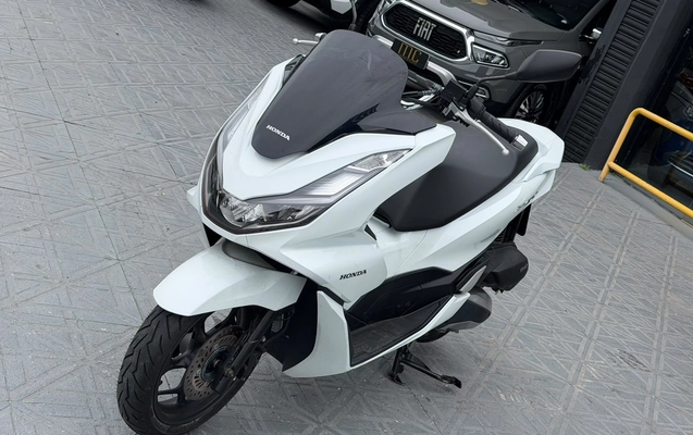 imagem-https://www.socarrao.com.br/sc-vehicle-images-prod/4345841/1791920668295-003_2cab6c2cdf978f93f921f695edfdfd12.jpeg