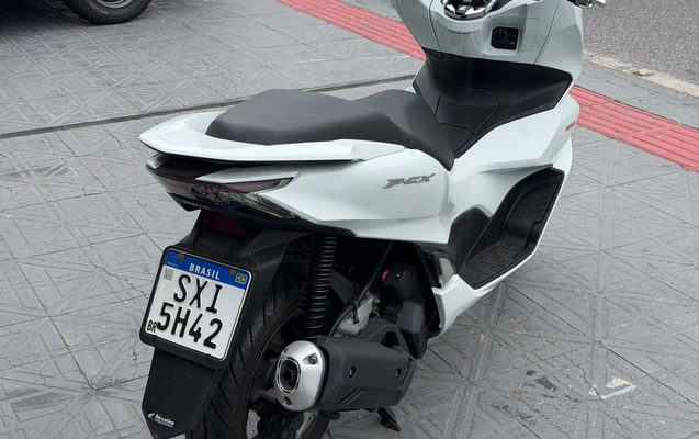 imagem-https://www.socarrao.com.br/sc-vehicle-images-prod/4345841/1791920668301-003_53191ca62004403b67f433d59bb163db.jpeg