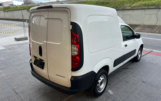 imagem-https://www.socarrao.com.br/sc-vehicle-images-prod/4345863/1791920875026-003_0f2c6d8c9032dc9e3c13b4f9545c2642.jpeg
