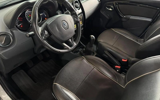 imagem-https://www.socarrao.com.br/sc-vehicle-images-prod/4345867/1791920880897-8555169_5_B_3a2bfd758d.jpeg