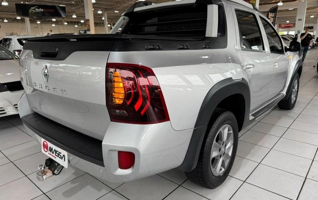 imagem-https://www.socarrao.com.br/sc-vehicle-images-prod/4345867/1791920880907-8555169_15_B_f3715ebe1d.jpeg