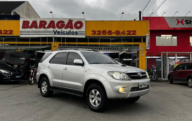 imagem-https://www.socarrao.com.br/sc-vehicle-images-prod/4345879/1791920942730-86ea04b1-d306-43d5-9282-39d5bcf2bc3d.jpg