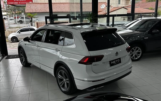 imagem-https://www.socarrao.com.br/sc-vehicle-images-prod/4345885/1791920953550-QJE-6I18_19.jpg