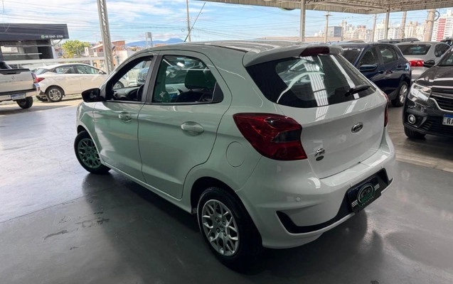 imagem-https://www.socarrao.com.br/sc-vehicle-images-prod/4345891/1791922003256-gb-4c30e3e.jpeg