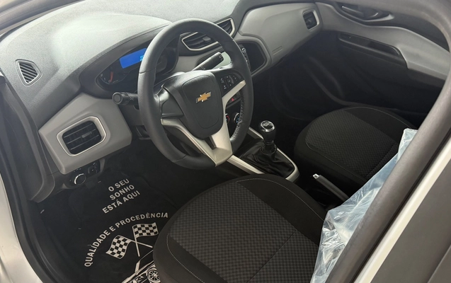 imagem-https://www.socarrao.com.br/sc-vehicle-images-prod/4345937/1791921199292-SU1HXzYyNzkuanBlZw.jpeg