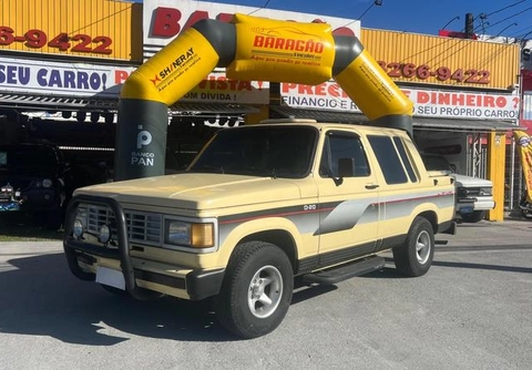Chevrolet D-20 1988 Bege — foto 1 de 3