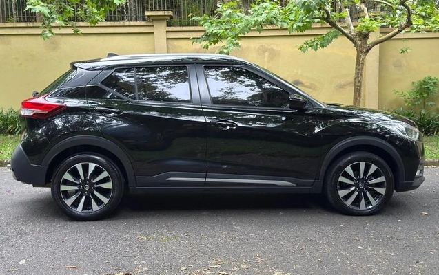 imagem-https://www.socarrao.com.br/sc-vehicle-images-prod/4345954/1791921550511-8484983_13_B_8efb0dc109.jpeg