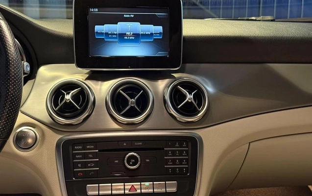imagem-https://www.socarrao.com.br/sc-vehicle-images-prod/4345968/1791921915075-8514705_8_B_876238e7b1.jpeg