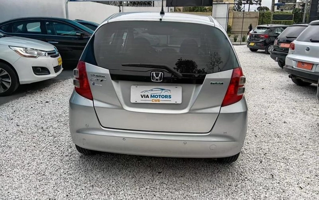imagem-https://www.socarrao.com.br/sc-vehicle-images-prod/4345975/1791921640702-8492064_14_B_4057b36f65.jpeg