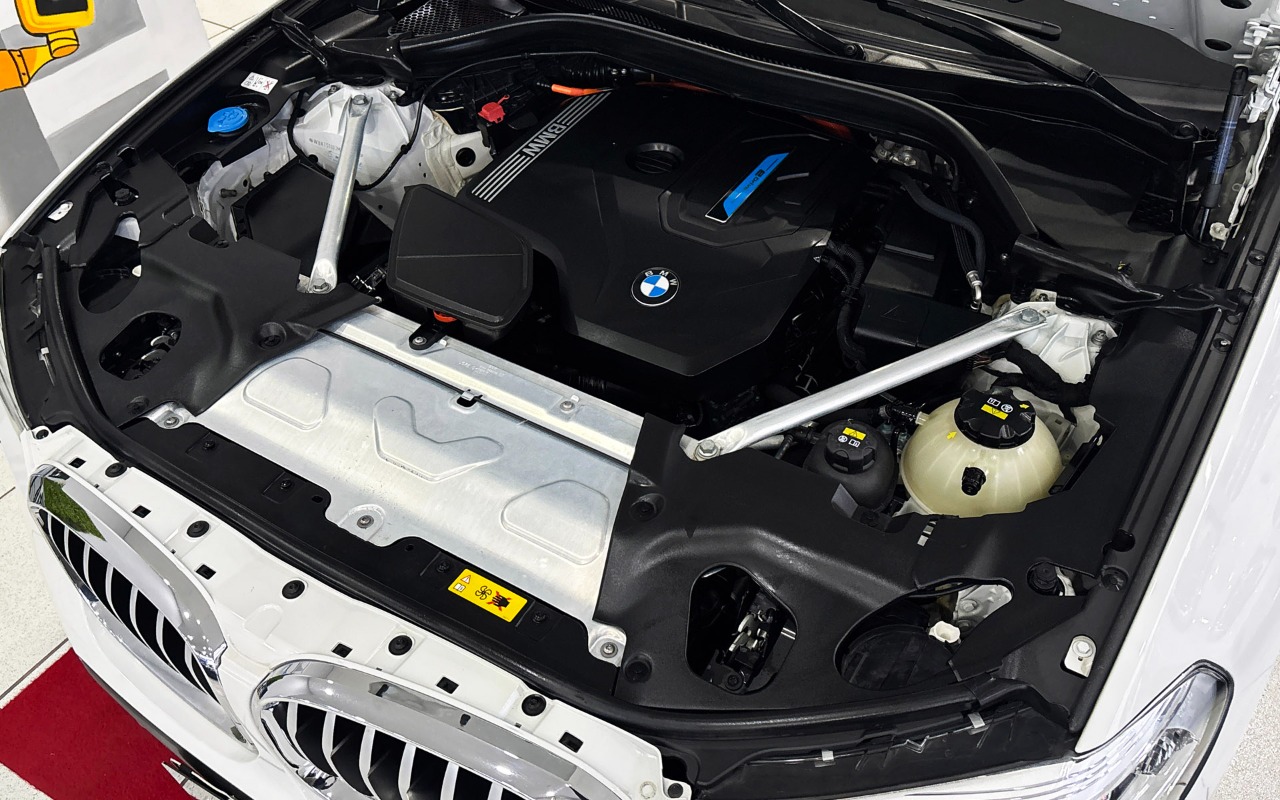 imagem-https://www.socarrao.com.br/sc-vehicle-images-prod/4345977/1791921696280-MDA0LmpwZw.jpg
