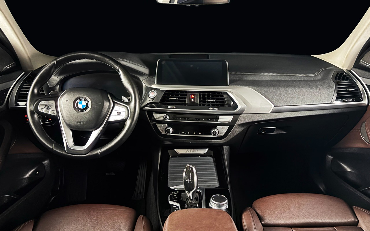 imagem-https://www.socarrao.com.br/sc-vehicle-images-prod/4345977/1791921696831-MDExLmpwZw.jpg